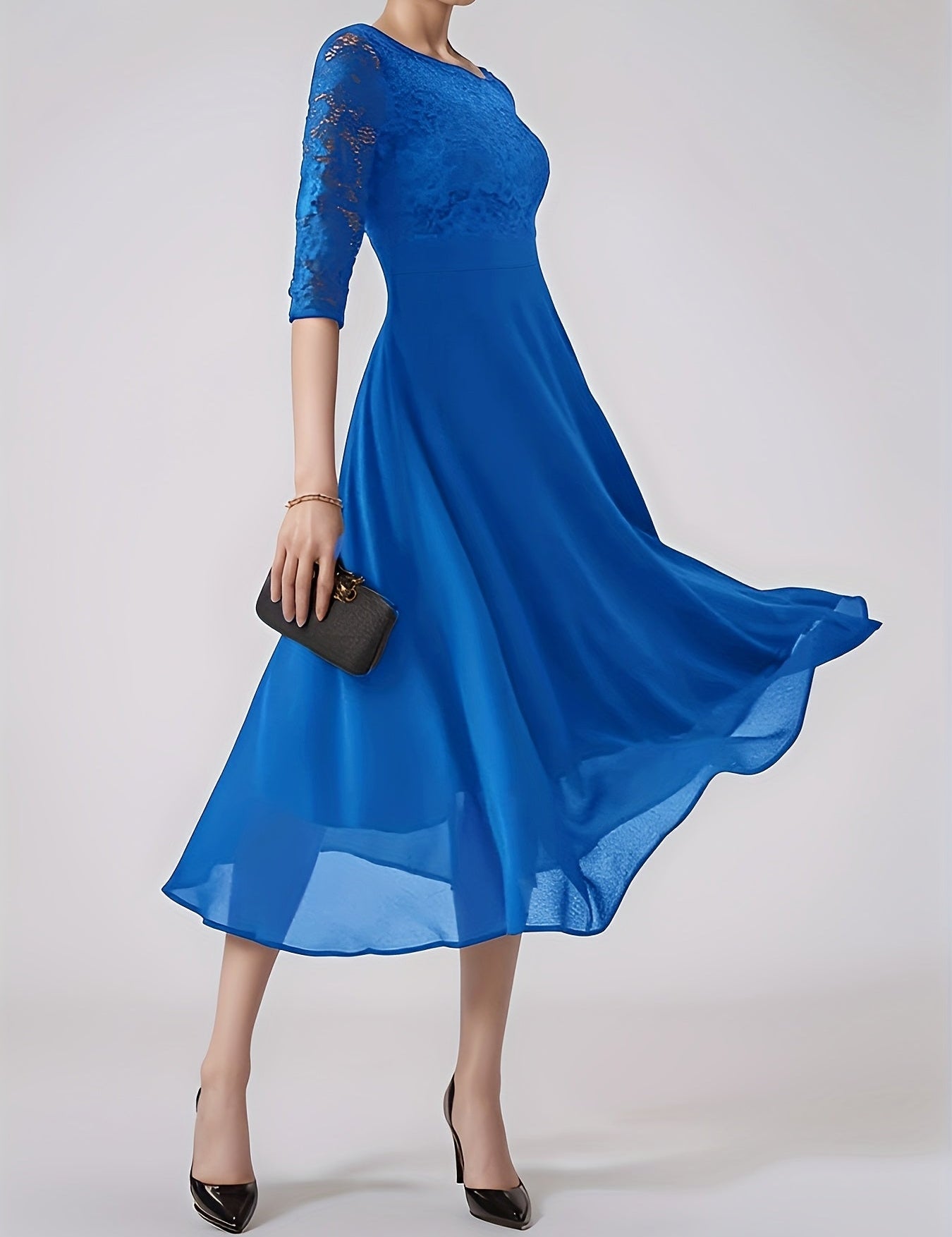 CLAARA | SLEEK EVENING GOWN