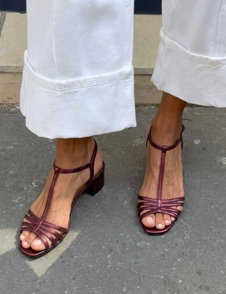 Allegra | Golden Sandals Everyday Elegance