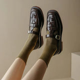 ISAVA | VINTAGE-STYLE RETRO FLATS