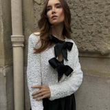 ANWEN | CHIC BLOUSE WITH BOW DETAIL